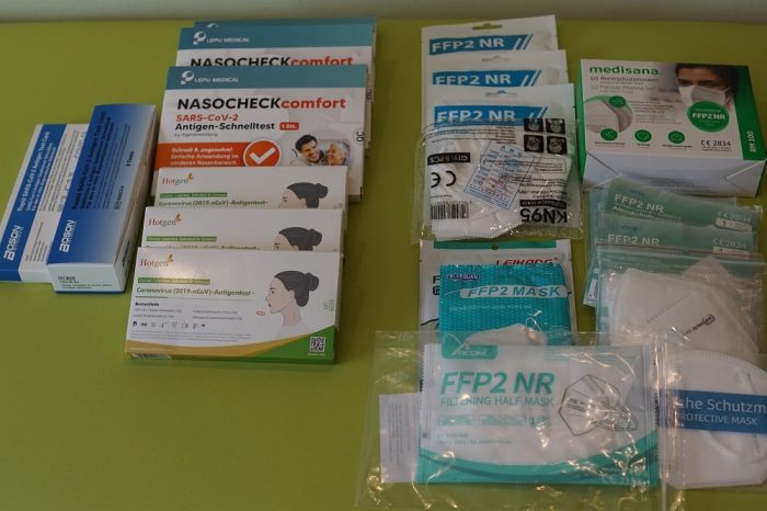 Geprüft: „Würmer“ / Morgellons / Nanobots auf Masken und Teststäbchen